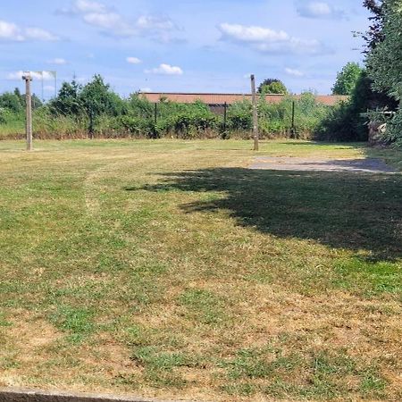 Maison De Campagne Bièvre Exteriér fotografie